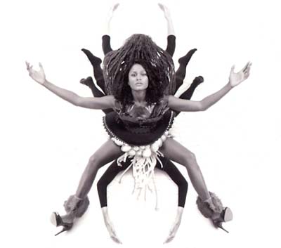 JAHCOOZI Barefoot Wanderer