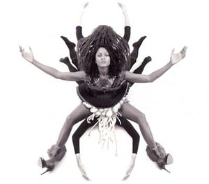 JAHCOOZI Barefoot Wanderer