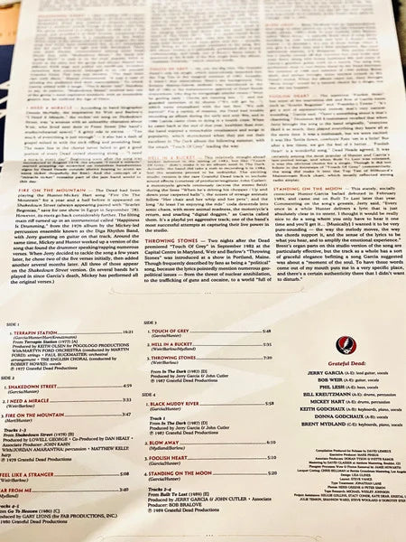 The Best Of The Grateful Dead Volume 2: 1977 - 1989 5