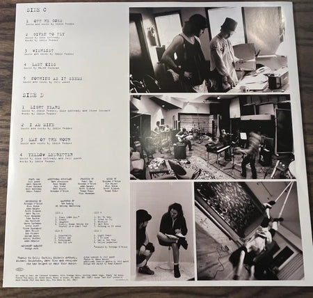 Rearviewmirror (Greatest Hits 1991-2003: Volume 2) 11